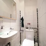 Altbauwohnung Im Herzen Luebecks Lubeck