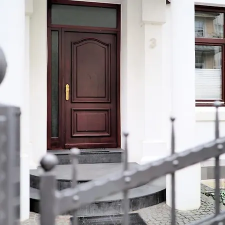 Altbauwohnung Im Herzen Luebecks * Lubeck