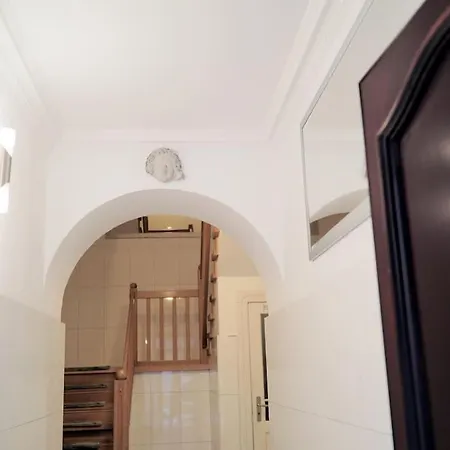 Altbauwohnung Im Herzen Luebecks * Lubeck