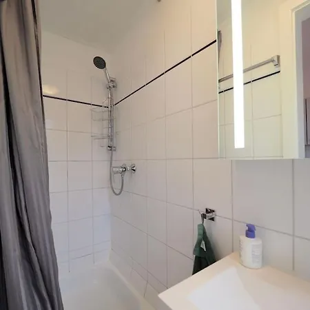 Apartment Altbauwohnung Im Herzen Luebecks Lubeck